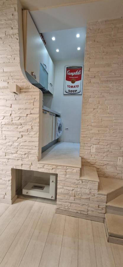 Savelli Apartment Old Town - Near Navona Place โรม ภายนอก รูปภาพ